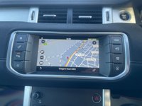 USED 2018 68 LAND ROVER RANGE ROVER EVOQUE 2.0 eD4 SE Tech SUV 5dr Diesel Manual FWD Euro 6 (s/s) (150 ps) AN ABSOLUTELY STUNNING ADDITION TO OUR HUGE EVOQUE SELECTION FINISHED IN HUGELY POPULAR WHITE PAINT+4 WHEEL DRIVE+JUST 1 OWNER FROM NEW+SERVICE HISTORY+DIESEL+ULEZ COMPLIANT+FULL LEATHER INTERIOR+SATELLITE NAVIGATION+PARK ASSIST+CLIMATE CONTROL+18 INCH ALLOY WHEELS+CALL NOW TO SPEAK WITH OUR EXPERIENCED SALES TEAM+READY TO DRIVE AWAY TODAY!!!!!!!!!