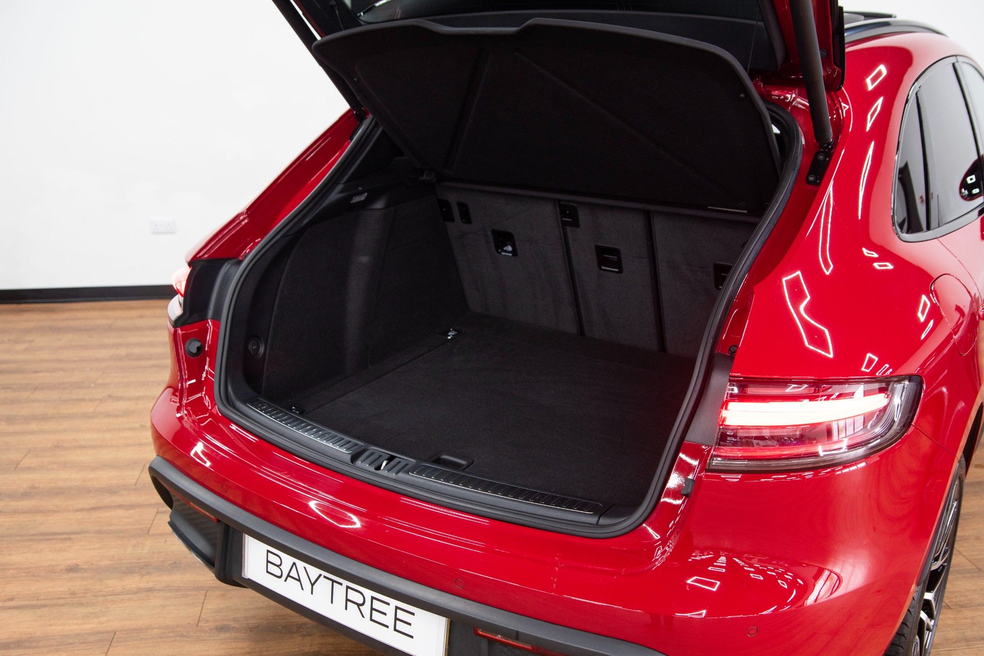 USED 2024 24 PORSCHE MACAN 2.9T V6 S  