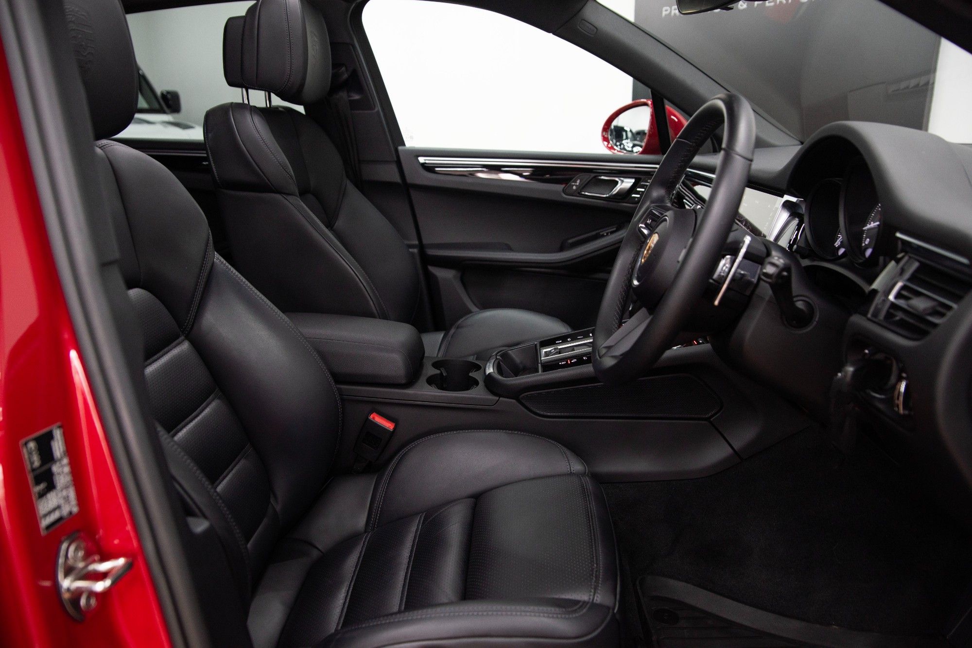 USED 2024 24 PORSCHE MACAN 2.9T V6 S  