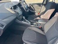 USED 2015 64 FORD FOCUS 1.6 Zetec Estate 5dr Petrol Powershift Euro 6 (125 ps) 