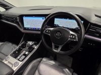 USED 2019 69 VOLKSWAGEN TOUAREG 3.0 TDI V6 R-Line Tech SUV 5dr Diesel Tiptronic 4Motion Euro 6 (s/s) (286 ps) 