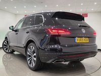 USED 2019 69 VOLKSWAGEN TOUAREG 3.0 TDI V6 R-Line Tech SUV 5dr Diesel Tiptronic 4Motion Euro 6 (s/s) (286 ps) 