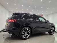 USED 2019 69 VOLKSWAGEN TOUAREG 3.0 TDI V6 R-Line Tech SUV 5dr Diesel Tiptronic 4Motion Euro 6 (s/s) (286 ps) 