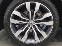USED 2019 69 VOLKSWAGEN TOUAREG 3.0 TDI V6 R-Line Tech SUV 5dr Diesel Tiptronic 4Motion Euro 6 (s/s) (286 ps) 