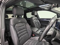 USED 2019 69 VOLKSWAGEN TOUAREG 3.0 TDI V6 R-Line Tech SUV 5dr Diesel Tiptronic 4Motion Euro 6 (s/s) (286 ps) 