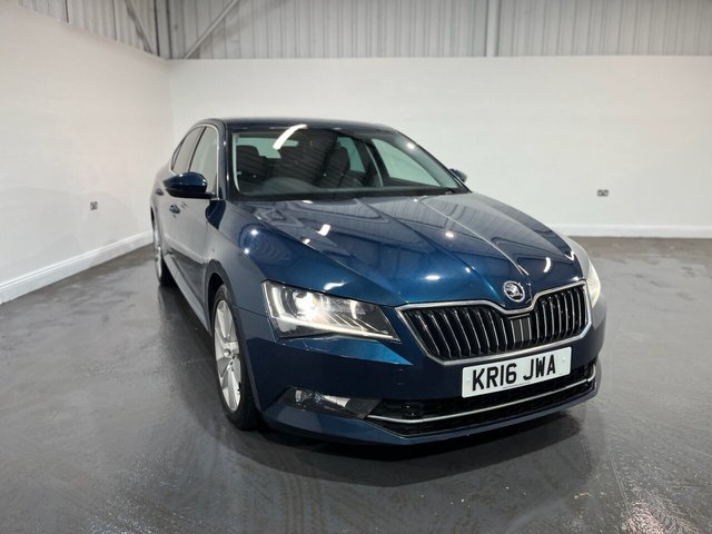 View our SKODA SUPERB