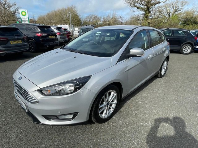 2016 Ford Focus 1L Zetec 5dr - Photo 7