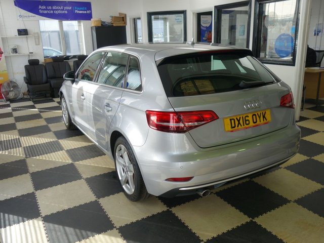 2016 AUDI A3 - Photo 8