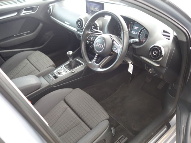 2016 AUDI A3 - Photo 12