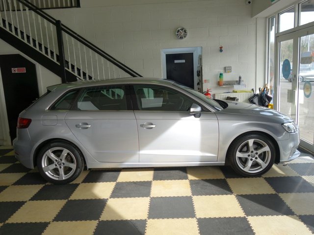 2016 AUDI A3 - Photo 5