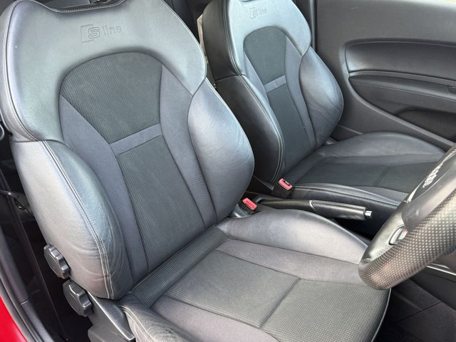 2015 AUDI A1 - Photo 11