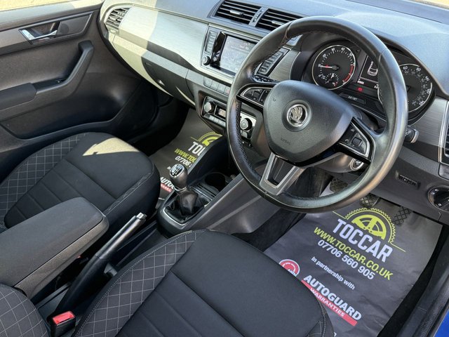 2015 SKODA FABIA - Photo 9