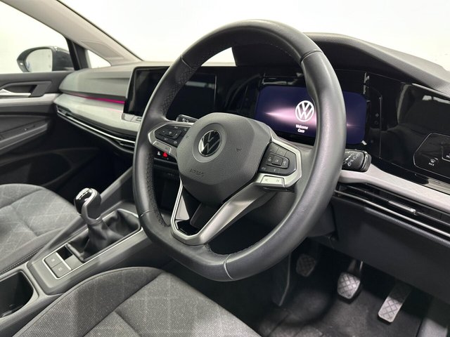 2022 Volkswagen Golf - Photo 10