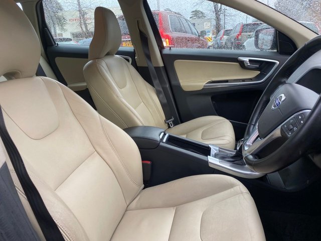 2015 Volvo Xc60 2.4L SE Lux Nav 5dr - Photo 10