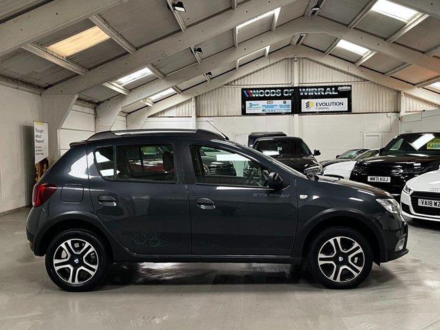 2020 Dacia Sandero Stepway 0.9L SE Twenty 5dr - Photo 6