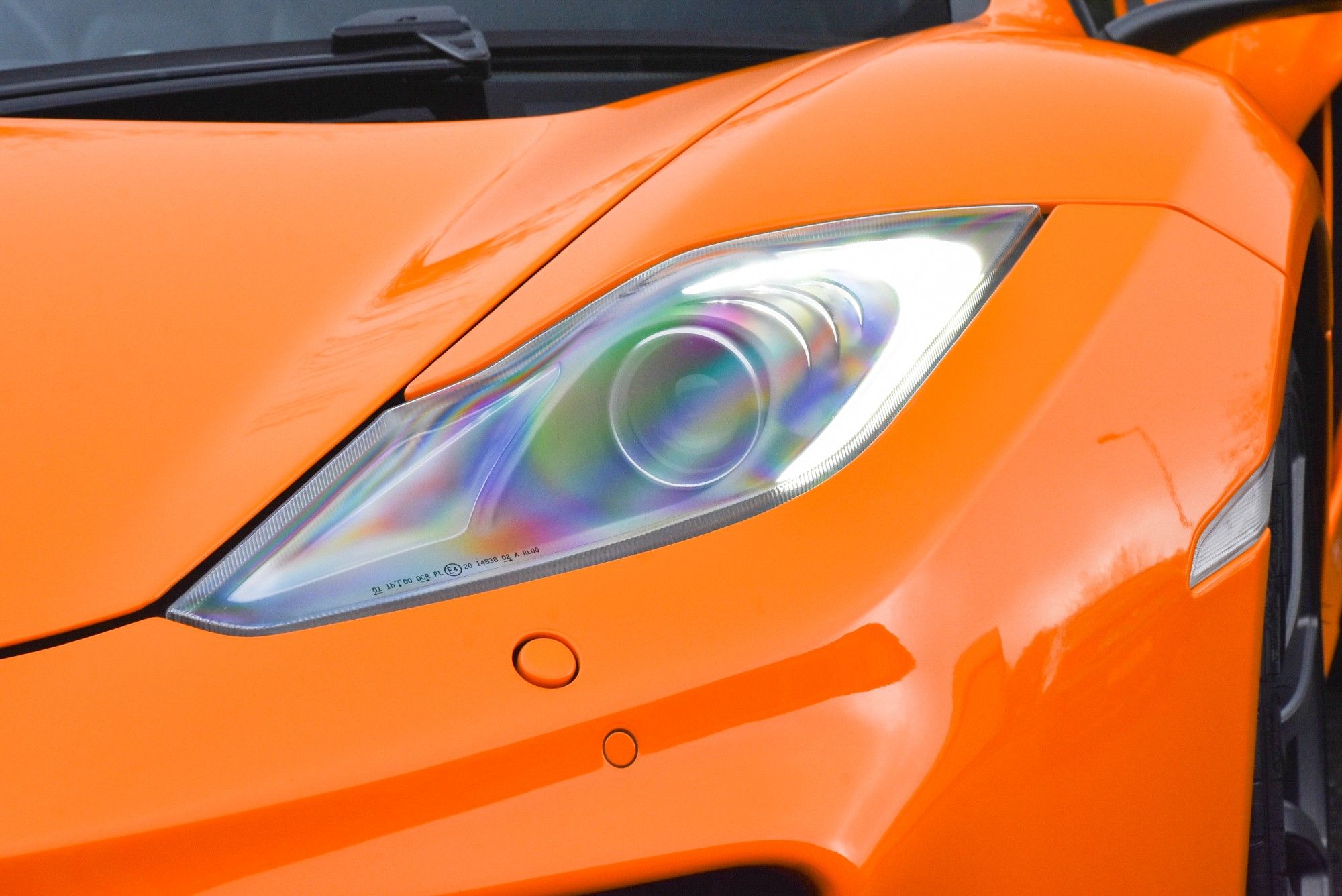 USED 2012 12 MCLAREN 12C 3.8T V8 SSG Euro 5 2dr 