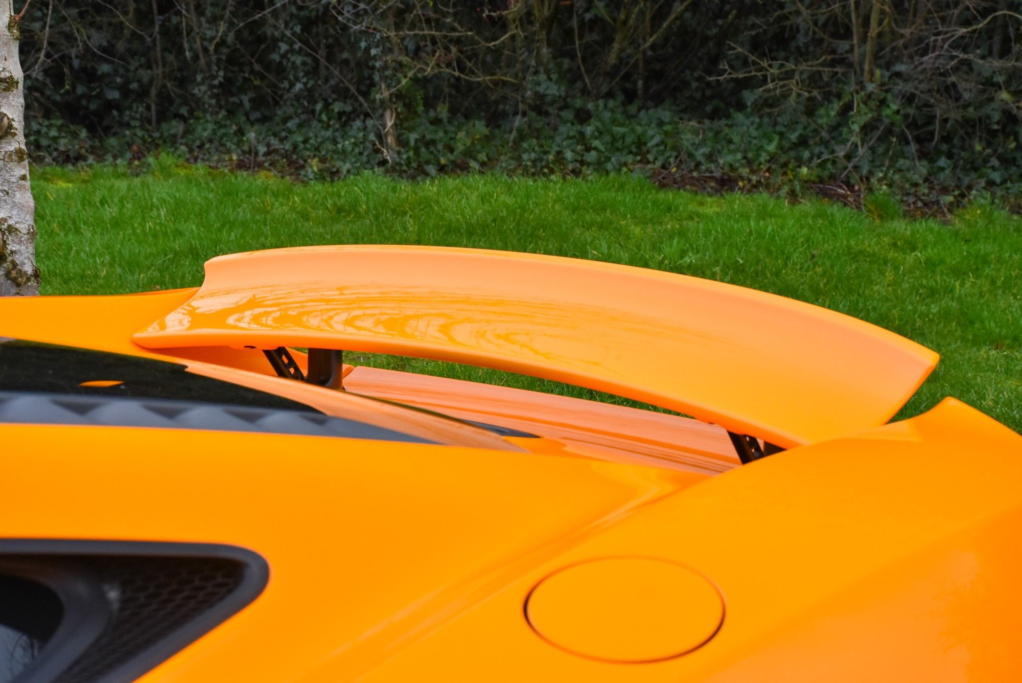 USED 2012 12 MCLAREN 12C 3.8T V8 SSG Euro 5 2dr 