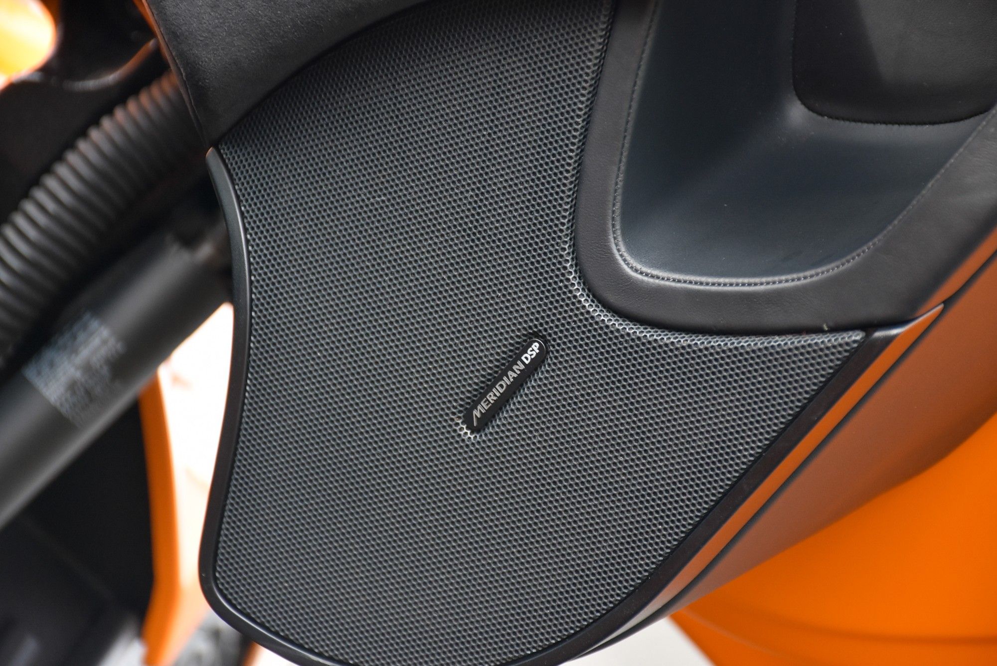 USED 2012 12 MCLAREN 12C 3.8T V8 SSG Euro 5 2dr 