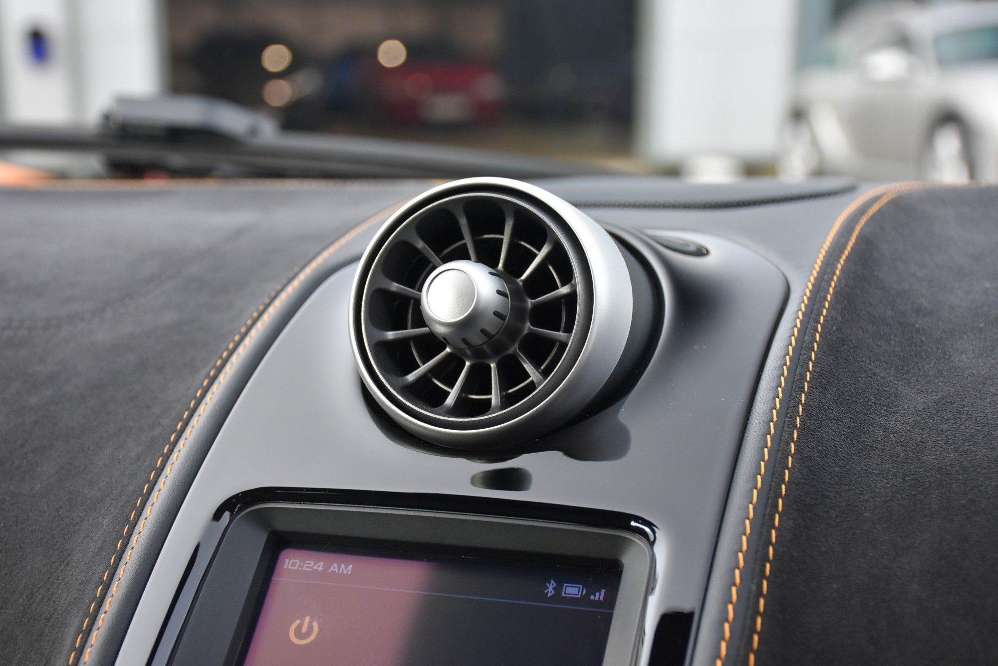 USED 2012 12 MCLAREN 12C 3.8T V8 SSG Euro 5 2dr 