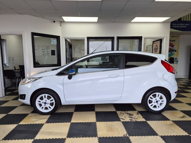 2017 FORD FIESTA - Photo 9