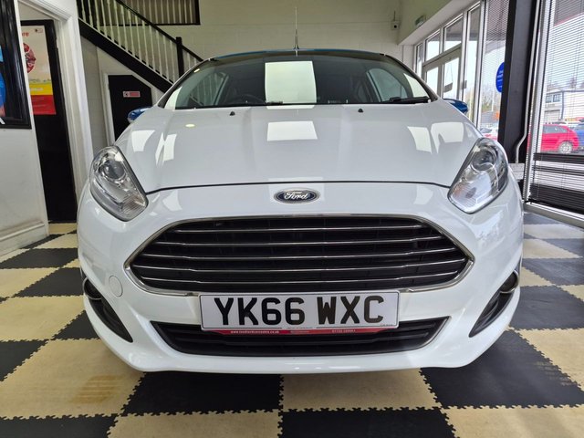 2017 FORD FIESTA - Photo 5