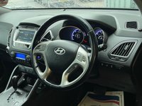 USED 2013 13 HYUNDAI IX35 2.0 CRDi Premium SUV 5dr Diesel Auto 4WD Euro 5 (184 ps) 11 STAMPS 2 PRE OWNERS SAT NAV