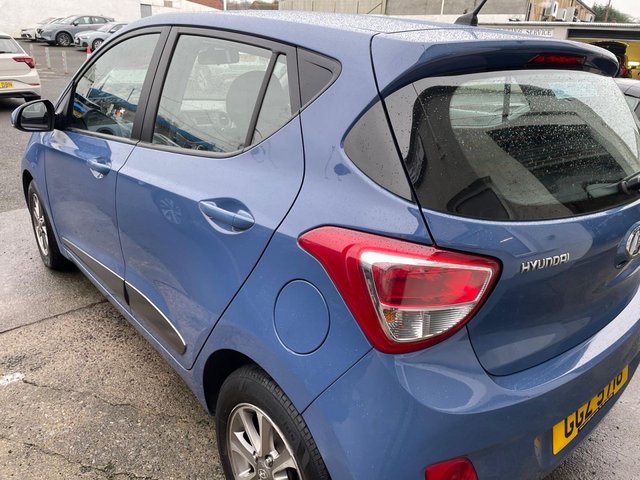 2016 HYUNDAI I10 - Photo 2