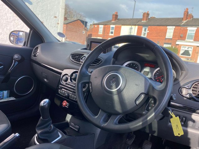 2012 Renault Clio 1.2L Dynamique Tomtom 5dr - Photo 11