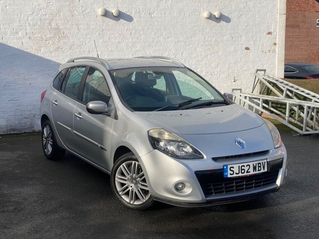 2012 Renault Clio 1.2 Dynamique TomTom Sport Tourer 5dr Petrol Manual Euro 5 (75 ps) photo