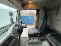 USED 2022 71 DAF LF LF 260 - 18 TONNE BOX WITH COLUMN TAIL LIFT, 28FT BODY, 1.5 TONNE LIFT 
