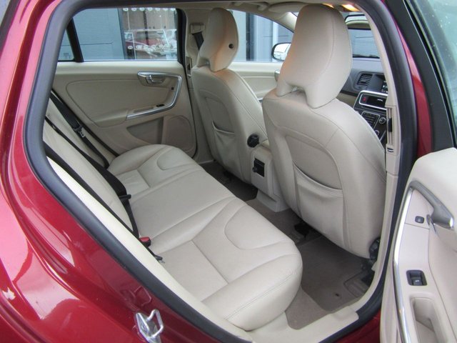 2014 VOLVO V60 - Photo 9