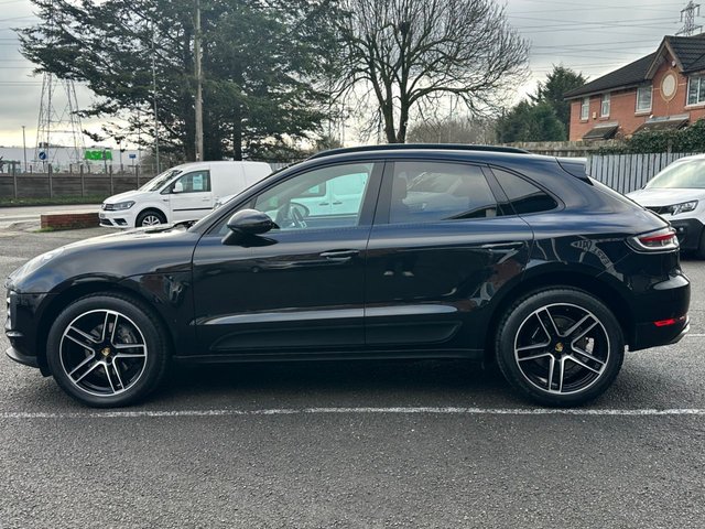 2018 PORSCHE MACAN - Photo 5