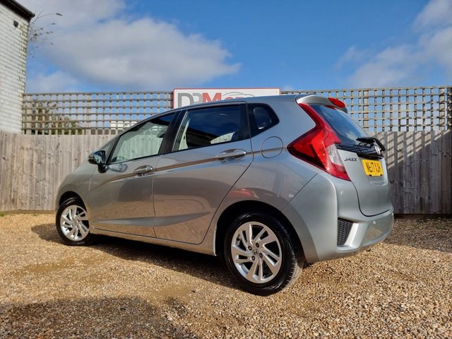 2017 HONDA JAZZ 1.3 i-VTEC SE Hatchback 5dr Petrol CVT Euro 6 (s/s) (102 ps) - Photo 4