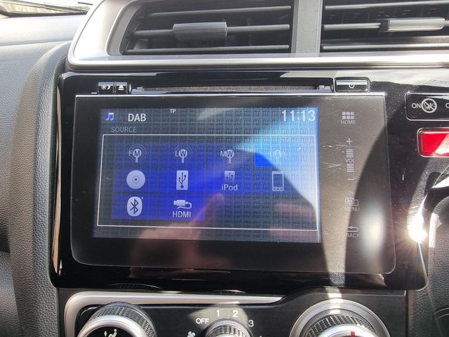 2017 HONDA JAZZ 1.3 i-VTEC SE Hatchback 5dr Petrol CVT Euro 6 (s/s) (102 ps) - Photo 3