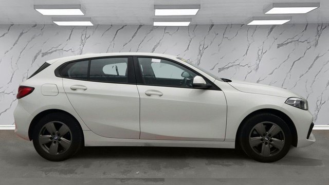 2021 BMW 1 Series 1.5L Se 5dr - Photo 7