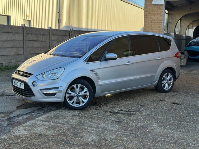 2013 Ford S-Max 2L Titanium 5dr - Photo 7