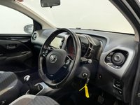 USED 2019 19 TOYOTA AYGO 1.0 VVT-i x-press Hatchback 5dr Petrol Manual Euro 6 (71 ps) 2 keys, FHS, reverse camera, cruise
