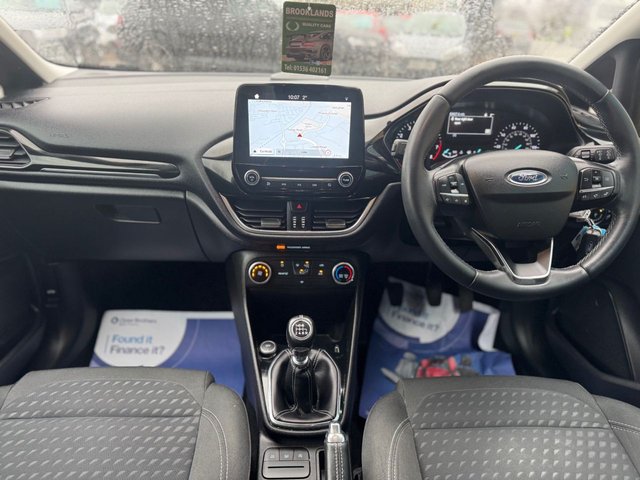 2018 Ford Fiesta 1L Zetec 5dr - Photo 2
