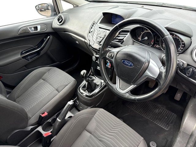 2016 FORD FIESTA 1.0T EcoBoost Zetec Hatchback 5dr Petrol Manual Euro 6 (s/s) (100 ps) - Photo 6