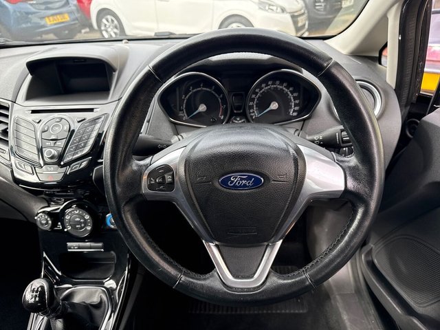 2016 FORD FIESTA 1.0T EcoBoost Zetec Hatchback 5dr Petrol Manual Euro 6 (s/s) (100 ps) - Photo 7