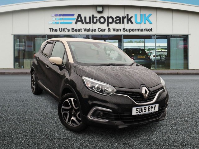 View our RENAULT CAPTUR