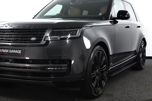 USED 2025 74 LAND ROVER RANGE ROVER 3.0 D350 MHEV Autobiography SUV 5dr Diesel Auto 4WD Euro 6 (s/s) (350 ps) 1 Owner | Shadow Pk | 23"s +