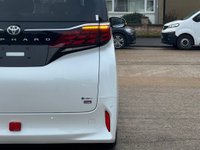 USED 2024 24 TOYOTA ALPHARD 2.5L PETROL HYBRID AUTOMATIC 
