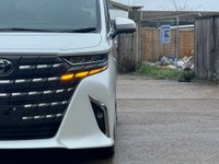 USED 2024 24 TOYOTA ALPHARD 2.5L PETROL HYBRID AUTOMATIC 