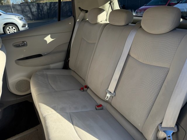 2012 Nissan Leaf - Photo 12