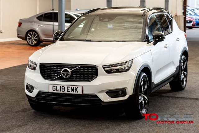 2018 VOLVO XC40