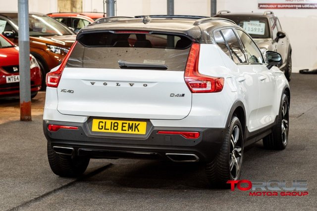 2018 VOLVO XC40 2.0 D4 First Edition SUV 5dr Diesel Auto AWD Euro 6 (s/s) (190 ps) - Photo 9