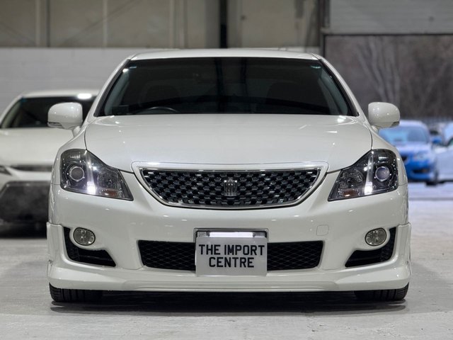 View our TOYOTA CROWN