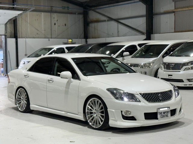 View our TOYOTA CROWN