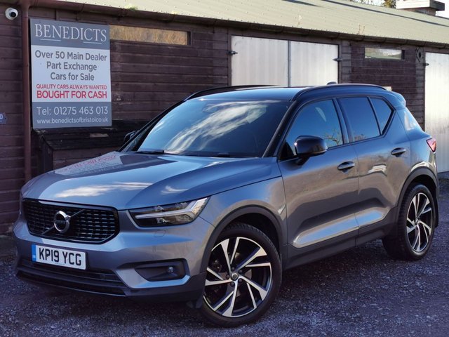 View our VOLVO XC40